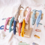 Musselin Haar-Accessoires Set – Taupe – Bild 7